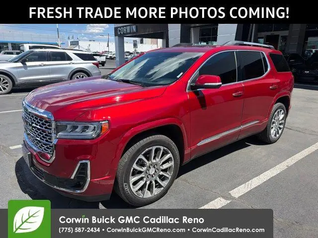 2023 GMC Acadia Denali