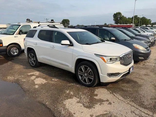 2017 GMC Acadia Denali