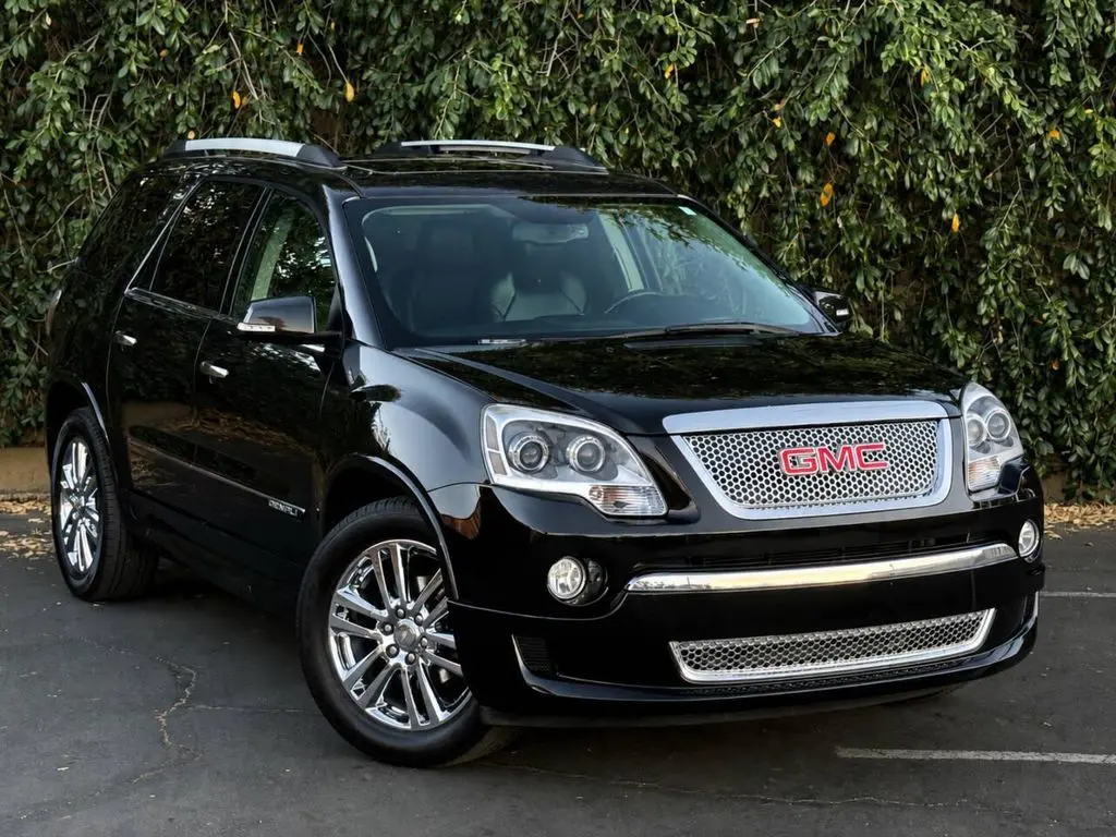 2011 GMC Acadia Denali