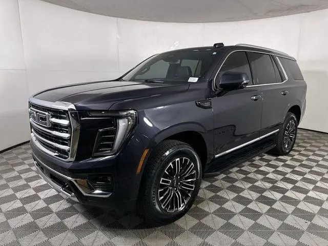 2025 GMC Yukon Elevation