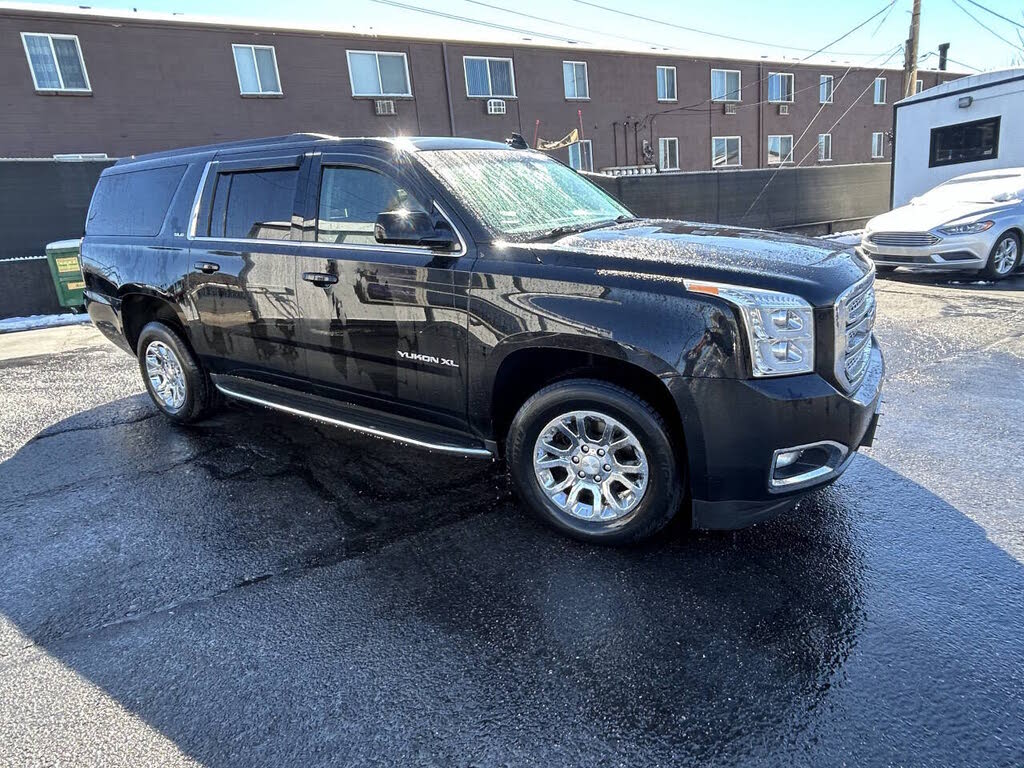 2017 GMC Yukon XL SLE
