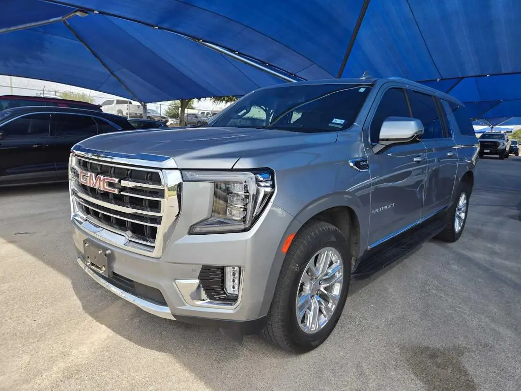 2023 GMC Yukon XL SLT