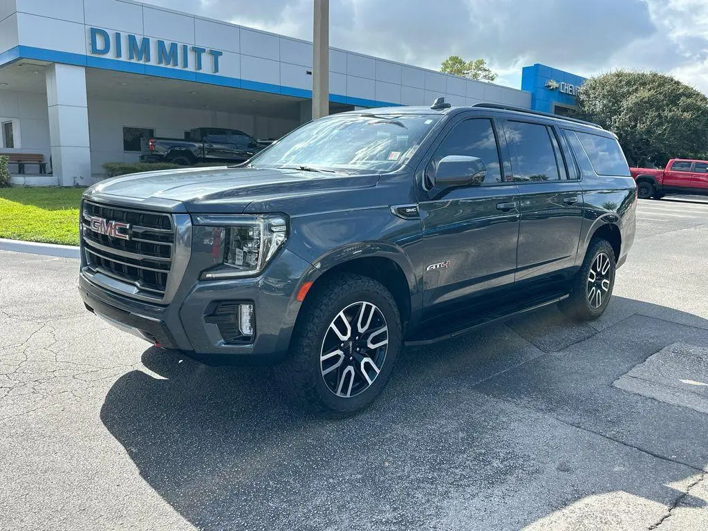 2021 GMC Yukon XL AT4