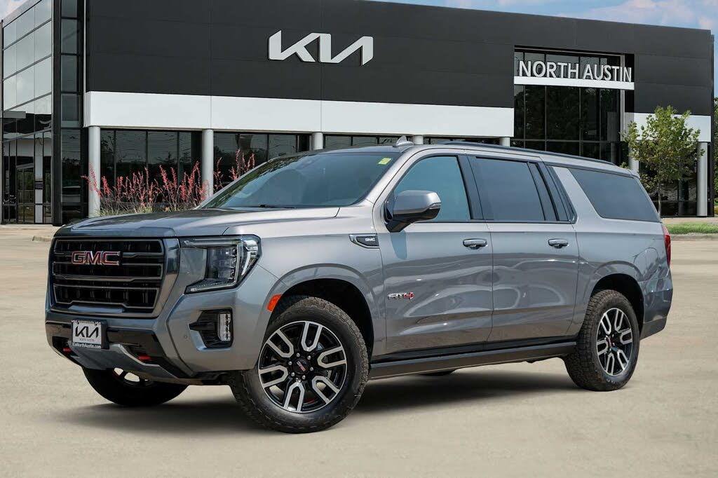 2022 GMC Yukon XL AT4