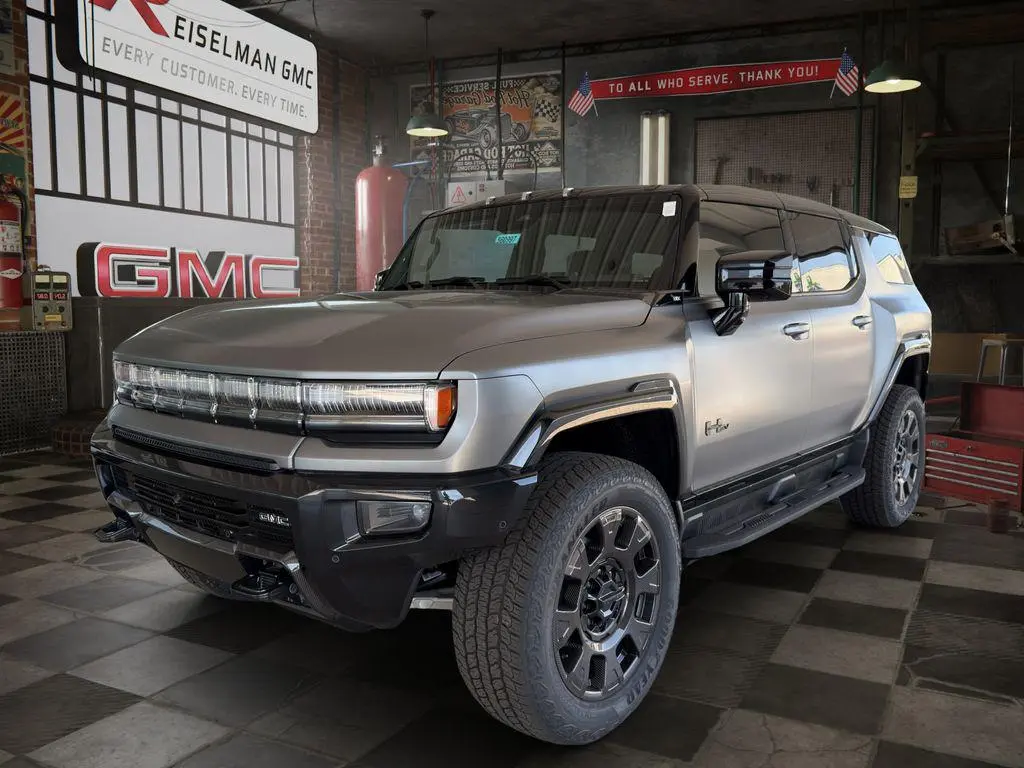 2026 GMC Hummer EV 3x Carbon Fiber Package