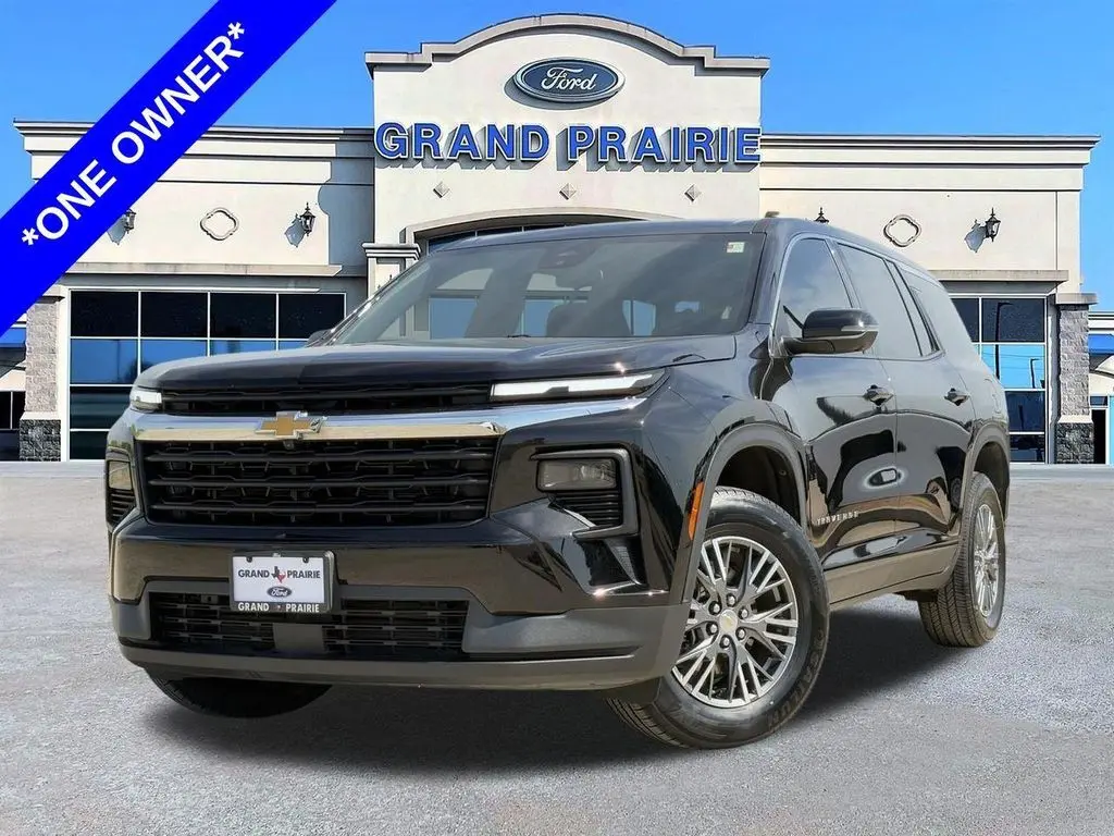 2024 Chevrolet Traverse LS
