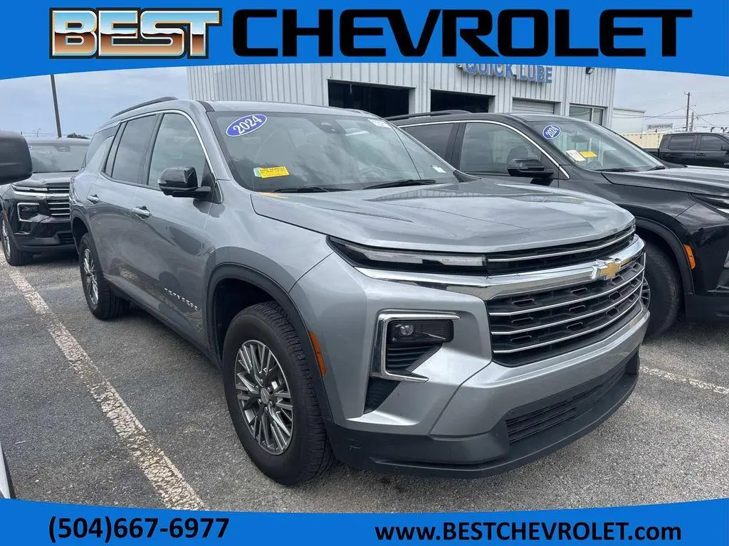 2024 Chevrolet Traverse LT