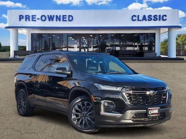 2023 Chevrolet Traverse RS