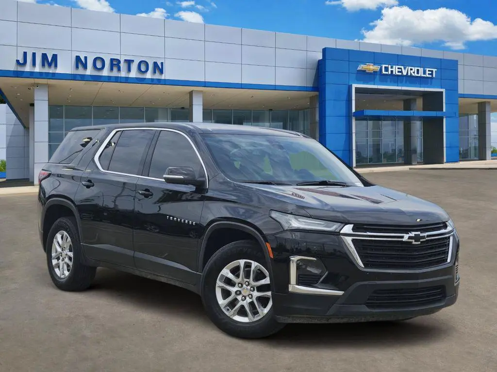 2024 Chevrolet Traverse LS