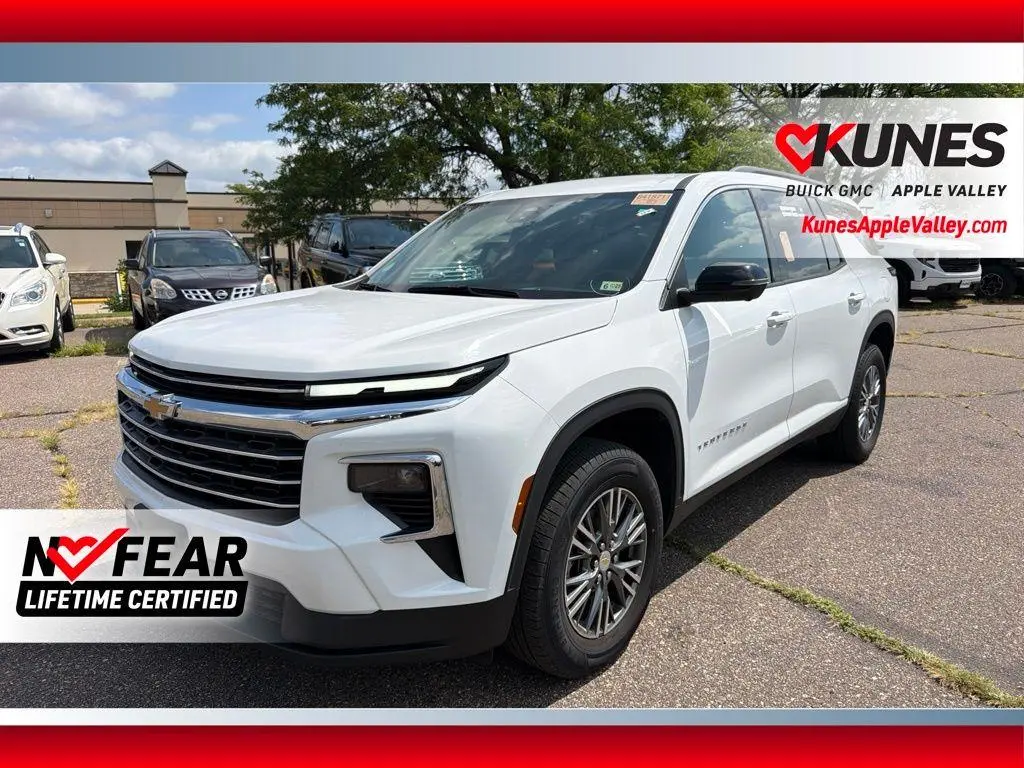 2024 Chevrolet Traverse LT