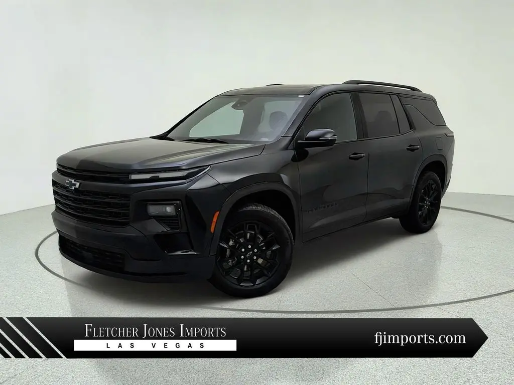 2024 Chevrolet Traverse LT