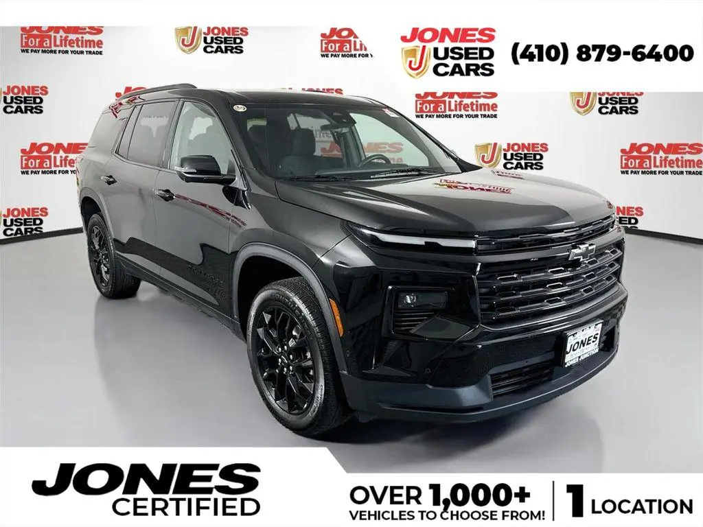 2024 Chevrolet Traverse LT