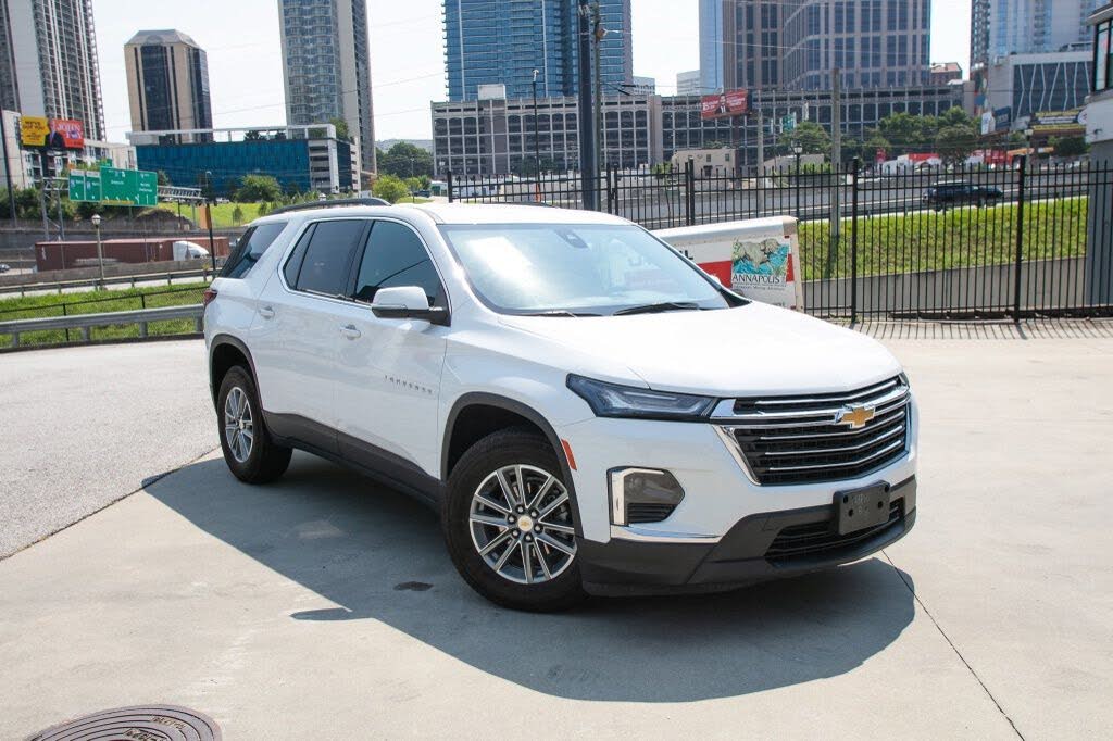 2023 Chevrolet Traverse LT