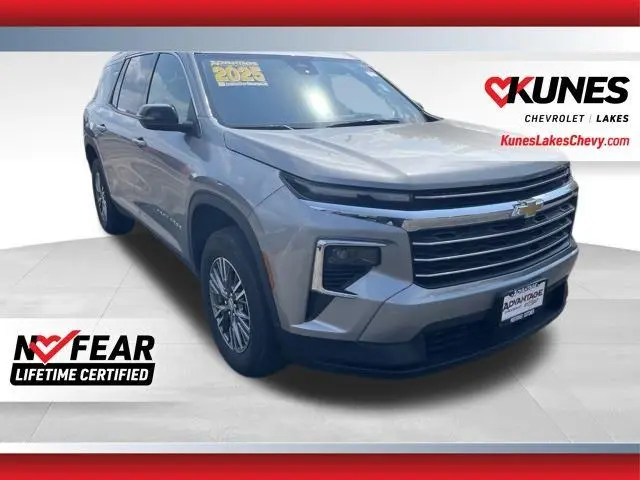 2025 Chevrolet Traverse LT