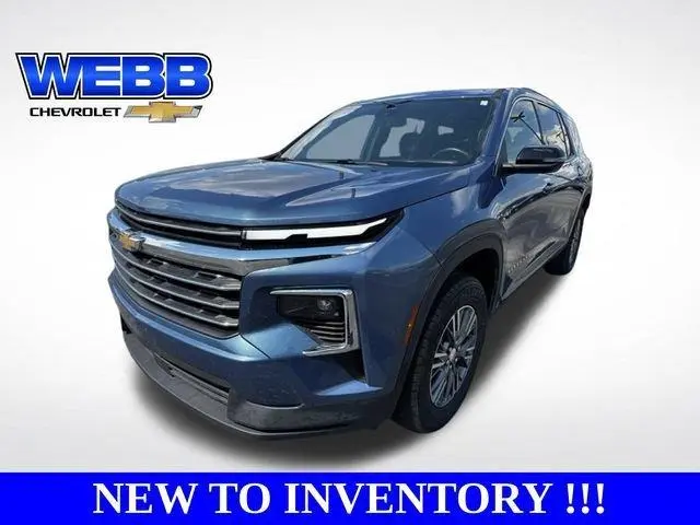 2025 Chevrolet Traverse LT