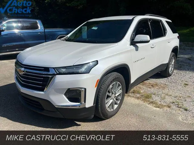 2023 Chevrolet Traverse LT Leather