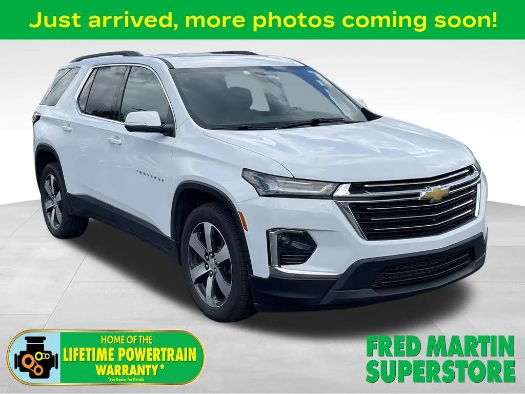 2023 Chevrolet Traverse LT Leather