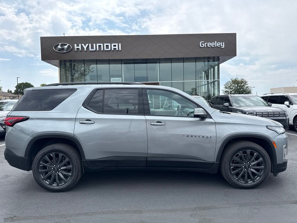 2023 Chevrolet Traverse RS
