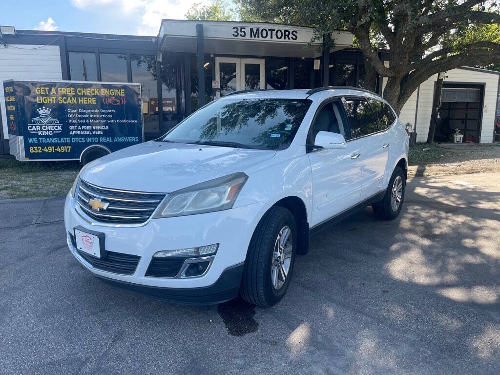 2017 Chevrolet Traverse LT
