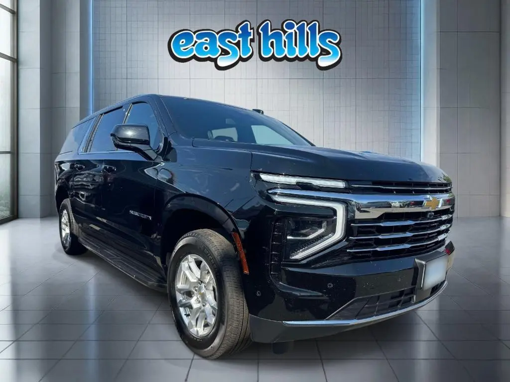 2025 Chevrolet Suburban LT