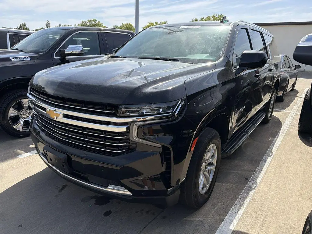 2024 Chevrolet Suburban LT