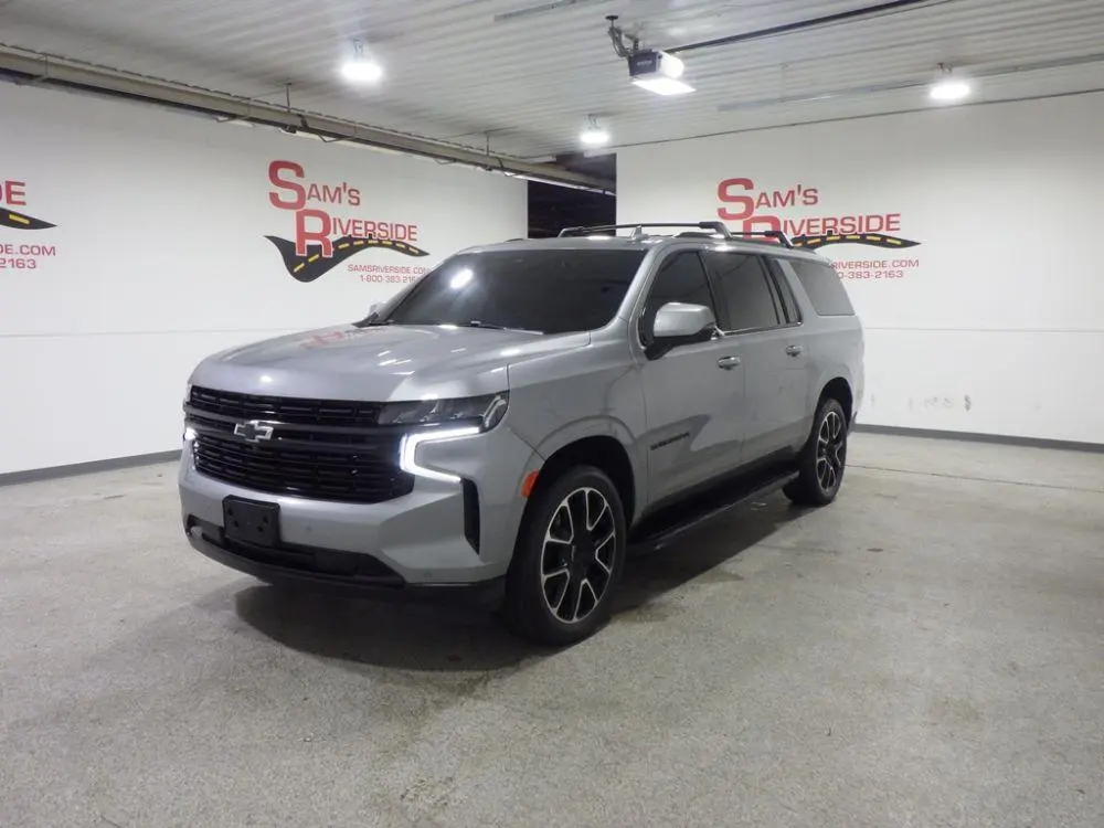 2023 Chevrolet Suburban RST