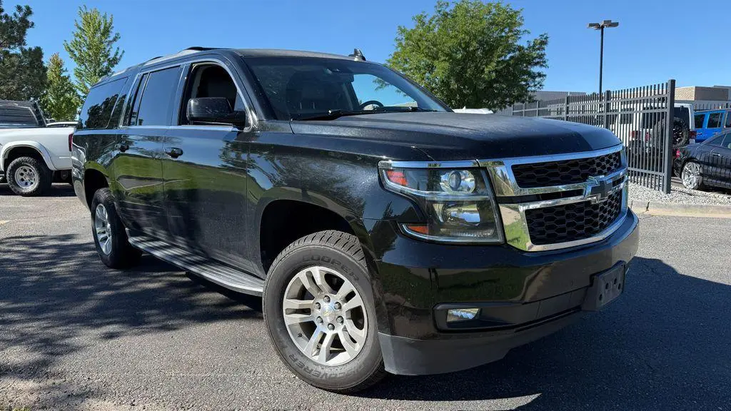 2017 Chevrolet Suburban LT