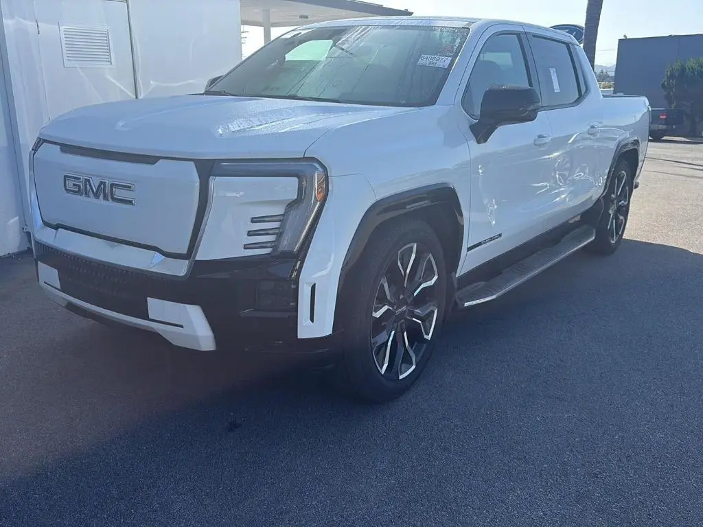 2025 GMC Sierra EV Denali