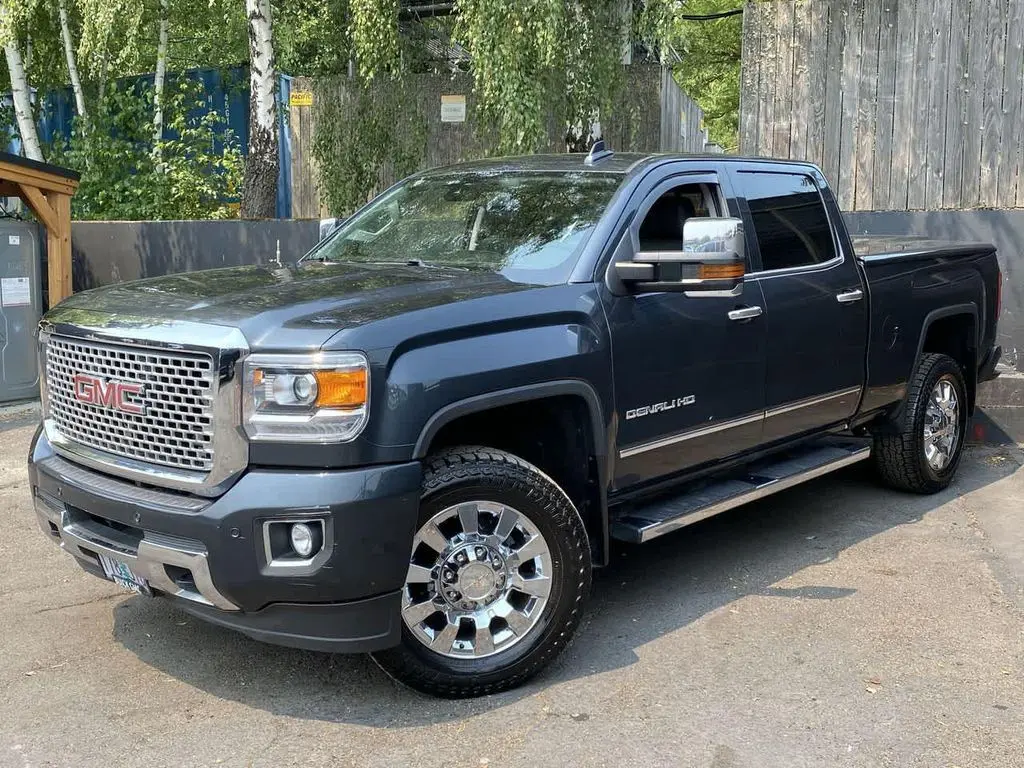 2017 GMC Sierra 2500HD Denali