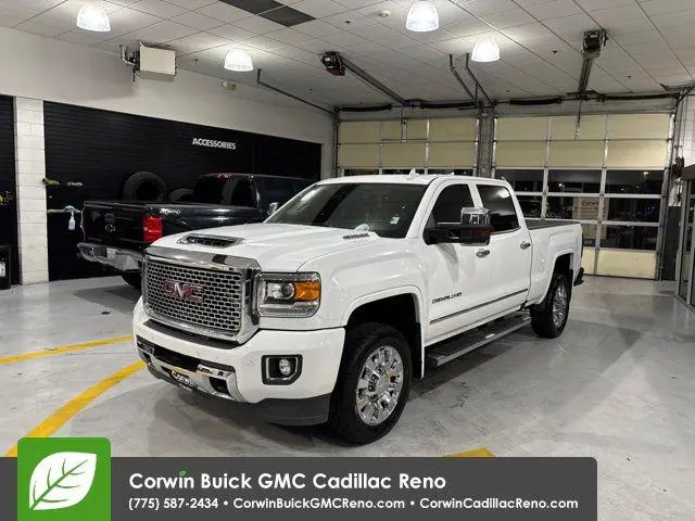 2017 GMC Sierra 2500HD Denali