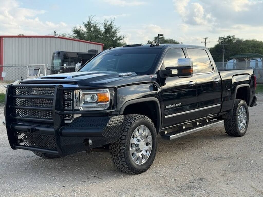 2018 GMC Sierra 2500HD Denali