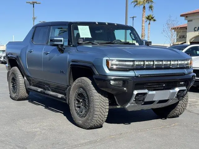 2024 GMC Hummer EV