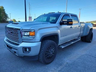 2019 GMC Sierra 3500HD Denali