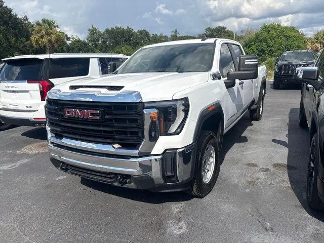 2024 GMC Sierra 2500HD Pro