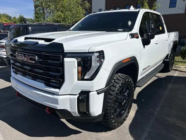 2024 GMC Sierra 2500HD AT4