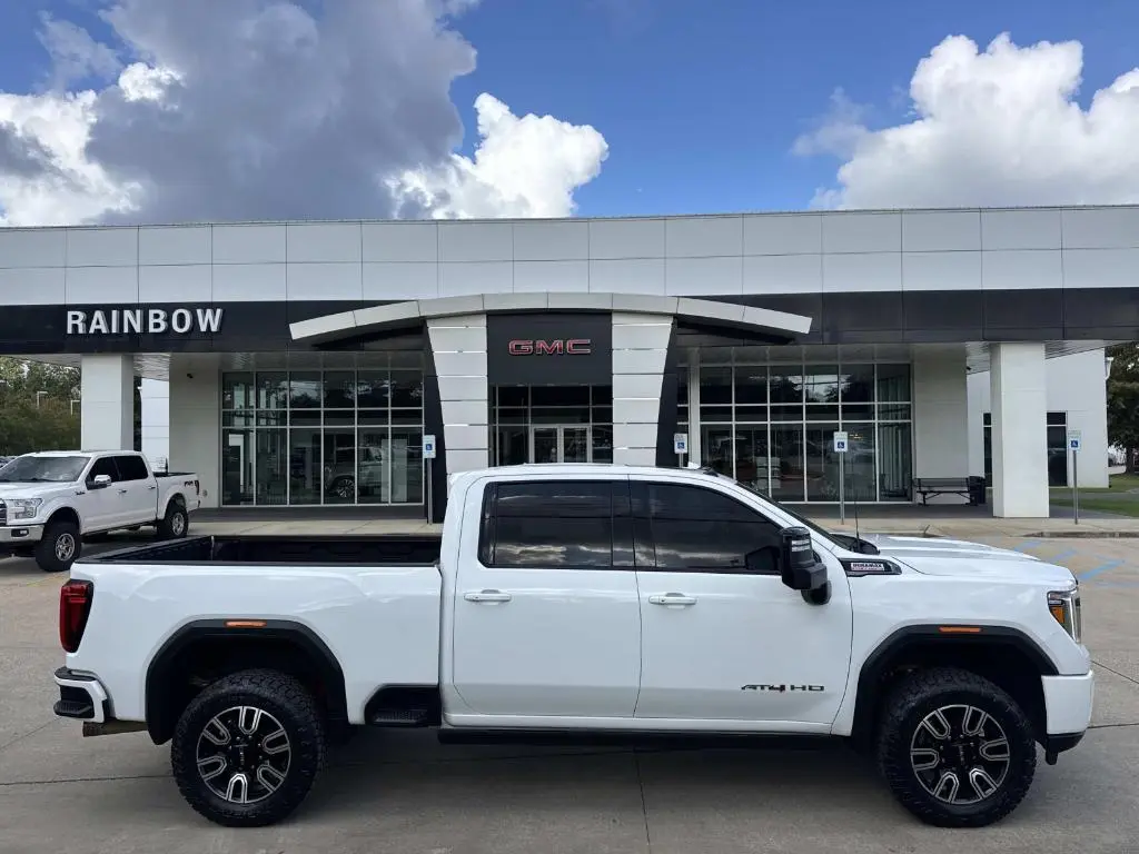 2023 GMC Sierra 2500HD AT4
