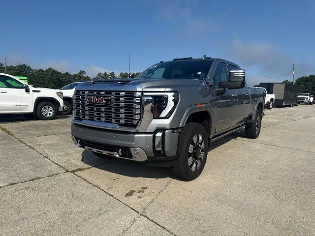 2024 GMC Sierra 2500HD Denali
