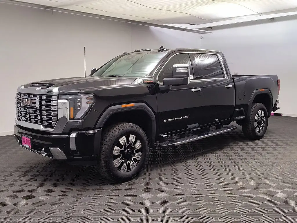 2024 GMC Sierra 2500HD Denali