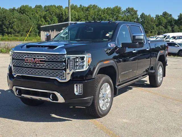 2023 GMC Sierra 2500HD Denali