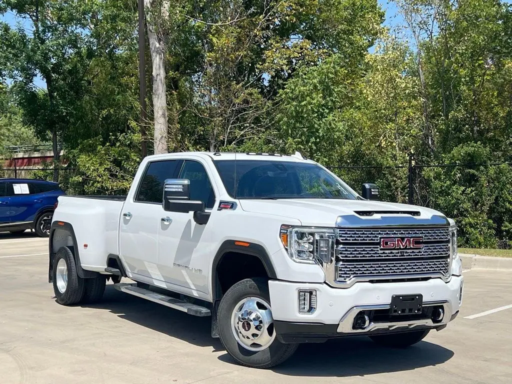 2022 GMC Sierra 3500HD Denali