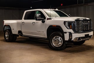 2024 GMC Sierra 3500HD Denali