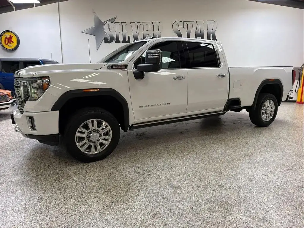 2023 GMC Sierra 3500HD Denali