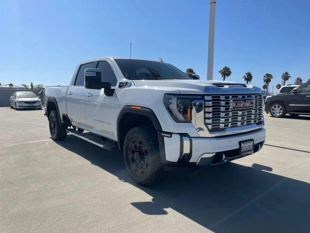 2024 GMC Sierra 3500HD Denali