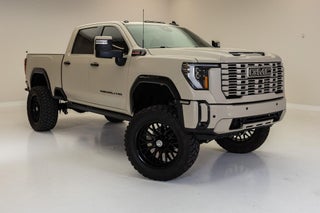 2025 GMC Sierra 2500 Denali