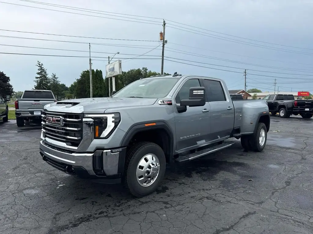 2026 GMC Sierra 3500 SLE