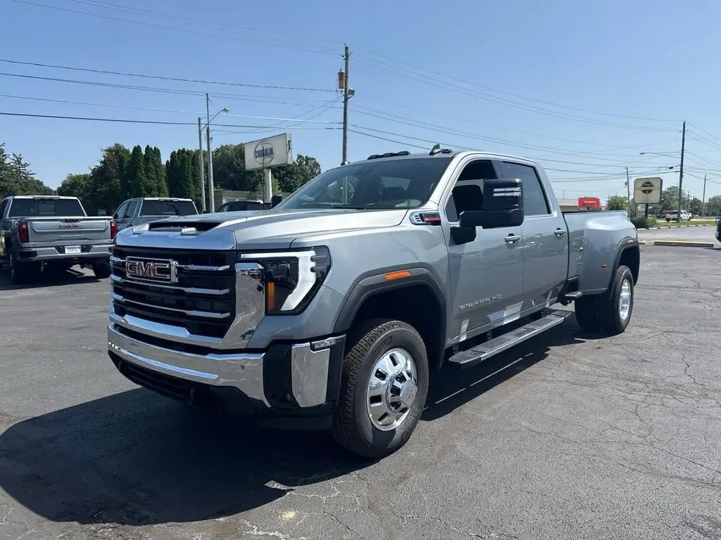 2026 GMC Sierra 3500 SLE