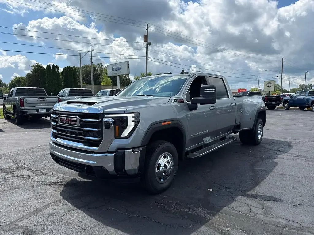 2026 GMC Sierra 3500 SLE