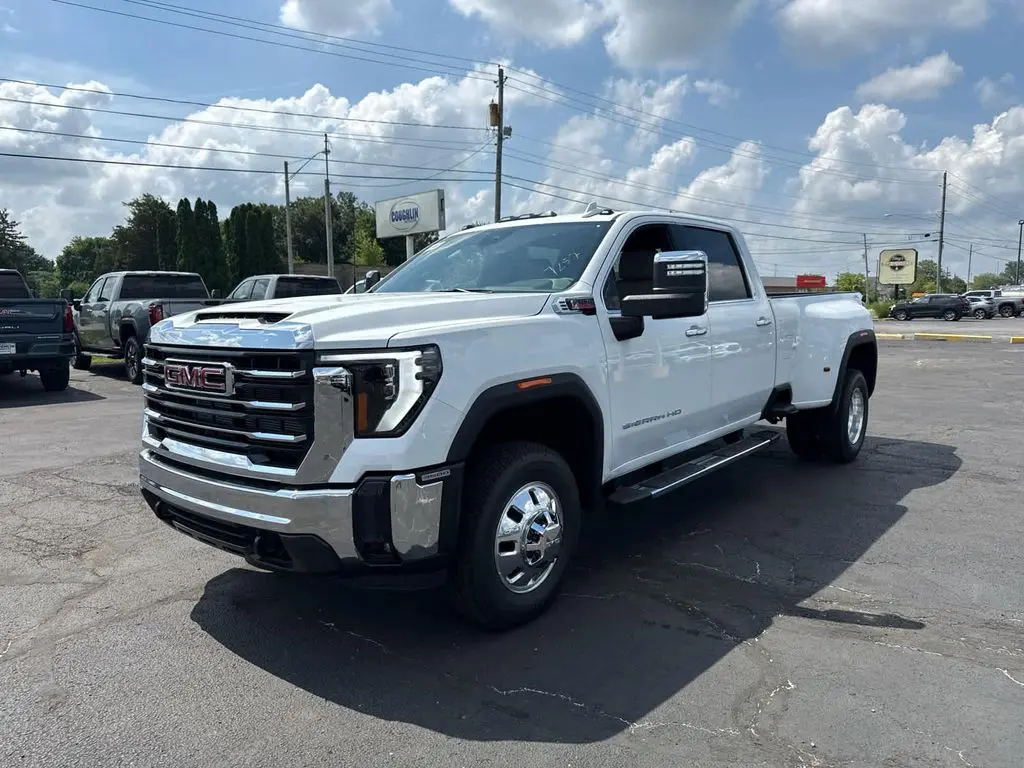 2026 GMC Sierra 3500 SLT