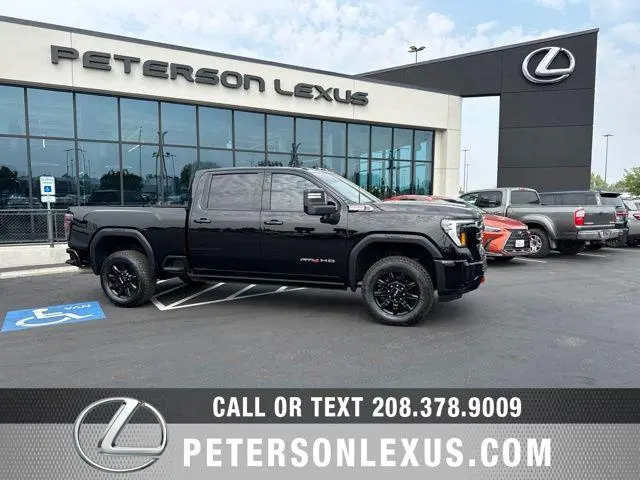 2025 GMC Sierra 3500 AT4