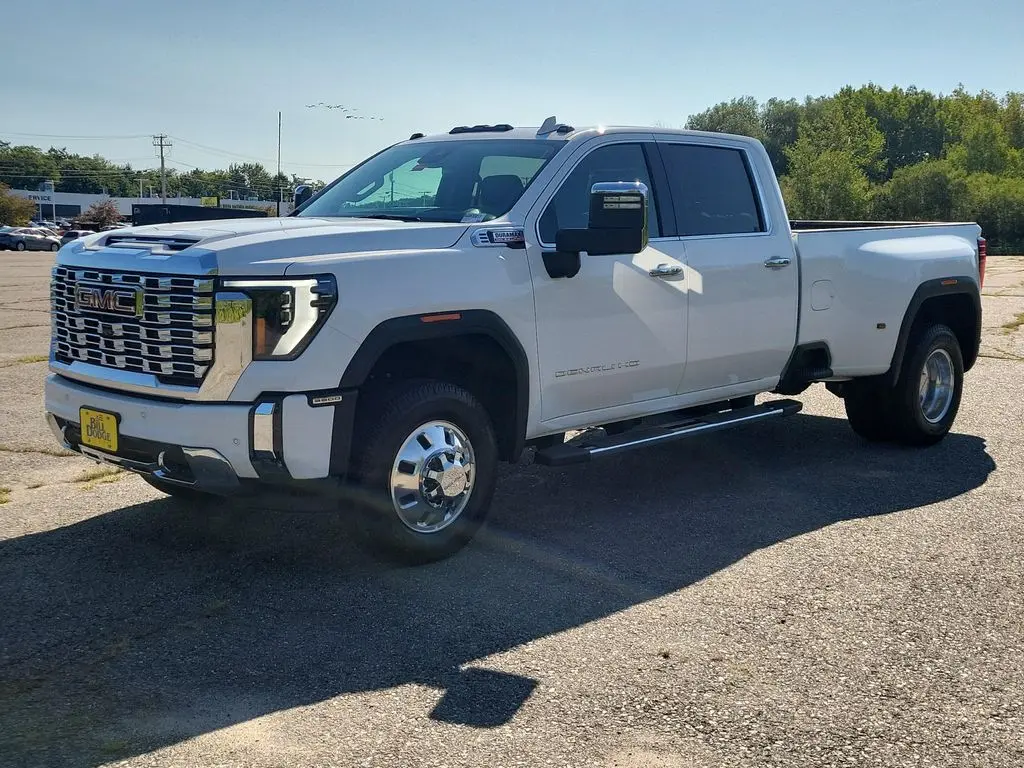 2026 GMC Sierra 3500 Denali